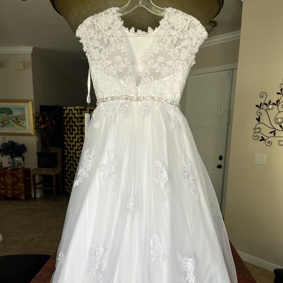 Flower Girl dress in ALL sizes. Brand New. - Picture 4 of 7